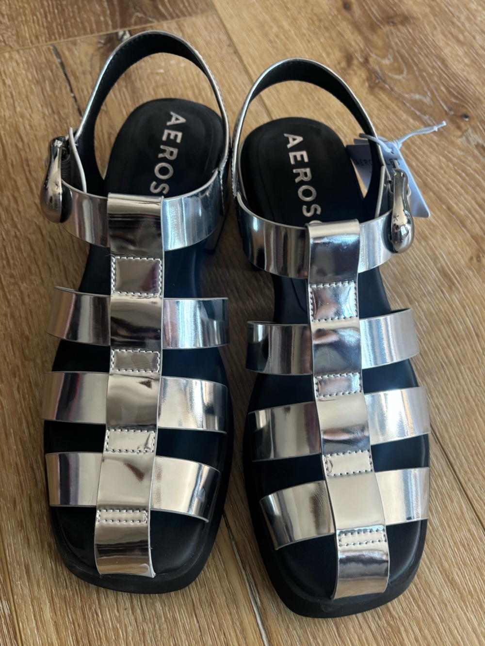 AEROSOLES Metallic Silver Strappy Gladiator Sandals